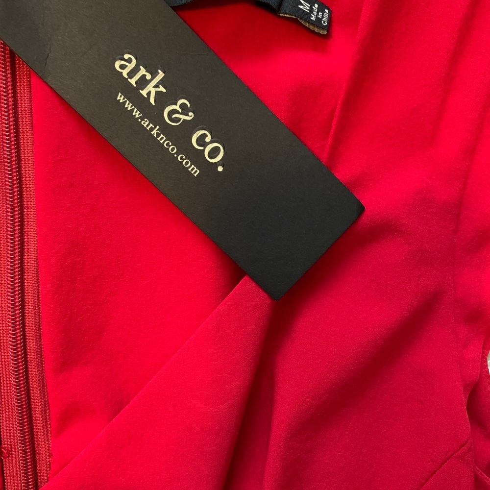 Red Dress - Picture 5 of 5